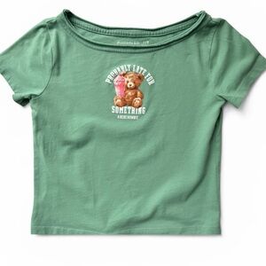 Abercrombie & Fitch Kids 7/8 Green Teddy Graphic Crop Tee